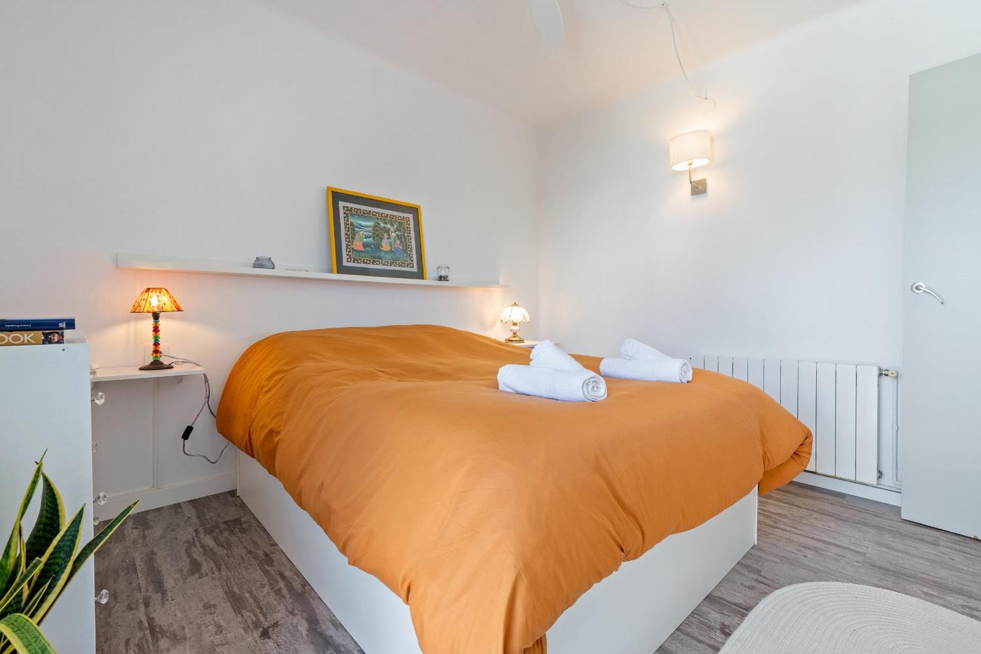 Hauzify I Apartament Zulu Cubelles Dış mekan fotoğraf