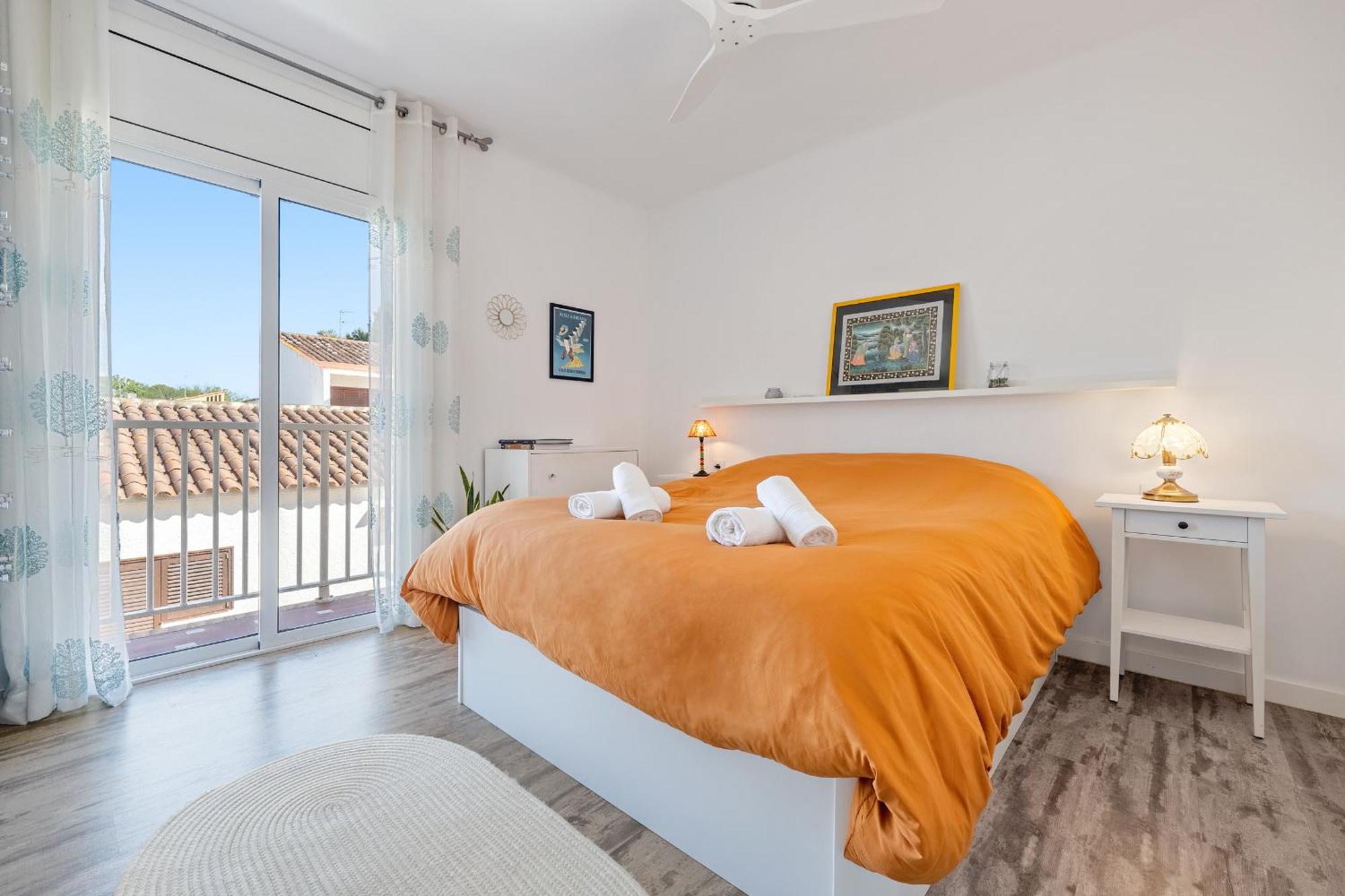 Hauzify I Apartament Zulu Cubelles Dış mekan fotoğraf