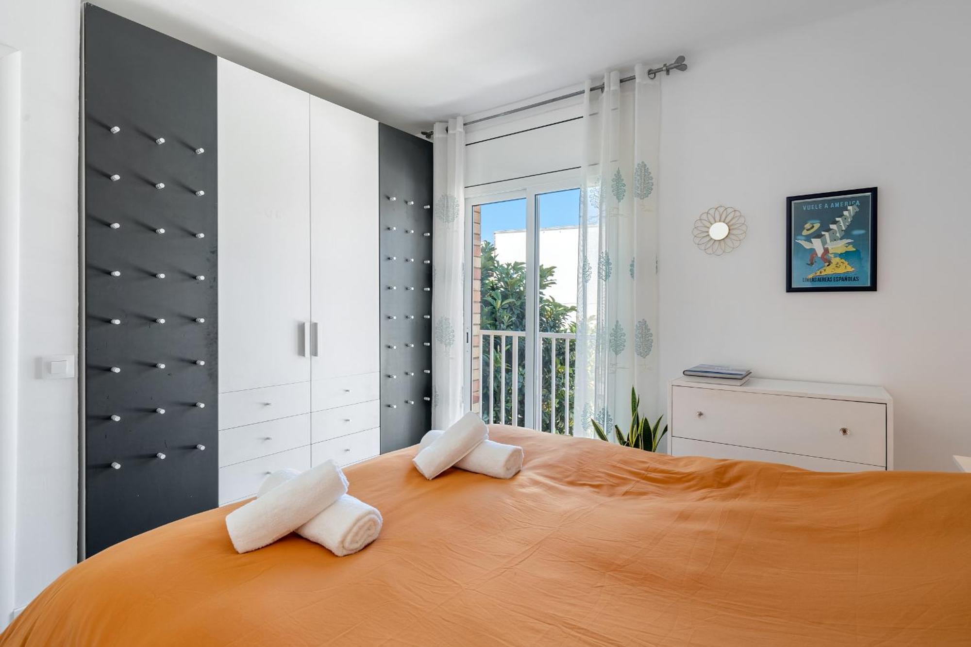 Hauzify I Apartament Zulu Cubelles Dış mekan fotoğraf