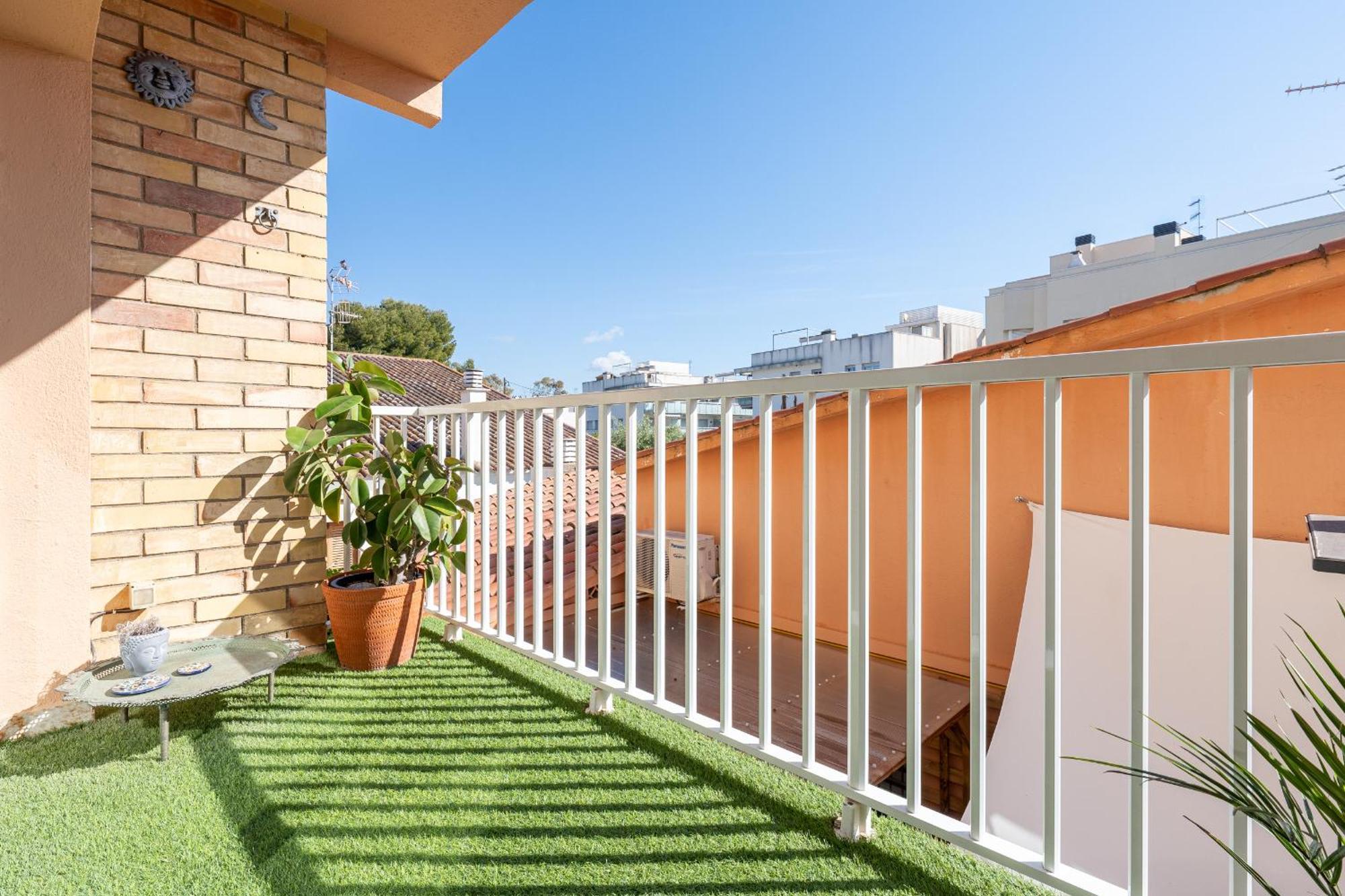 Hauzify I Apartament Zulu Cubelles Dış mekan fotoğraf